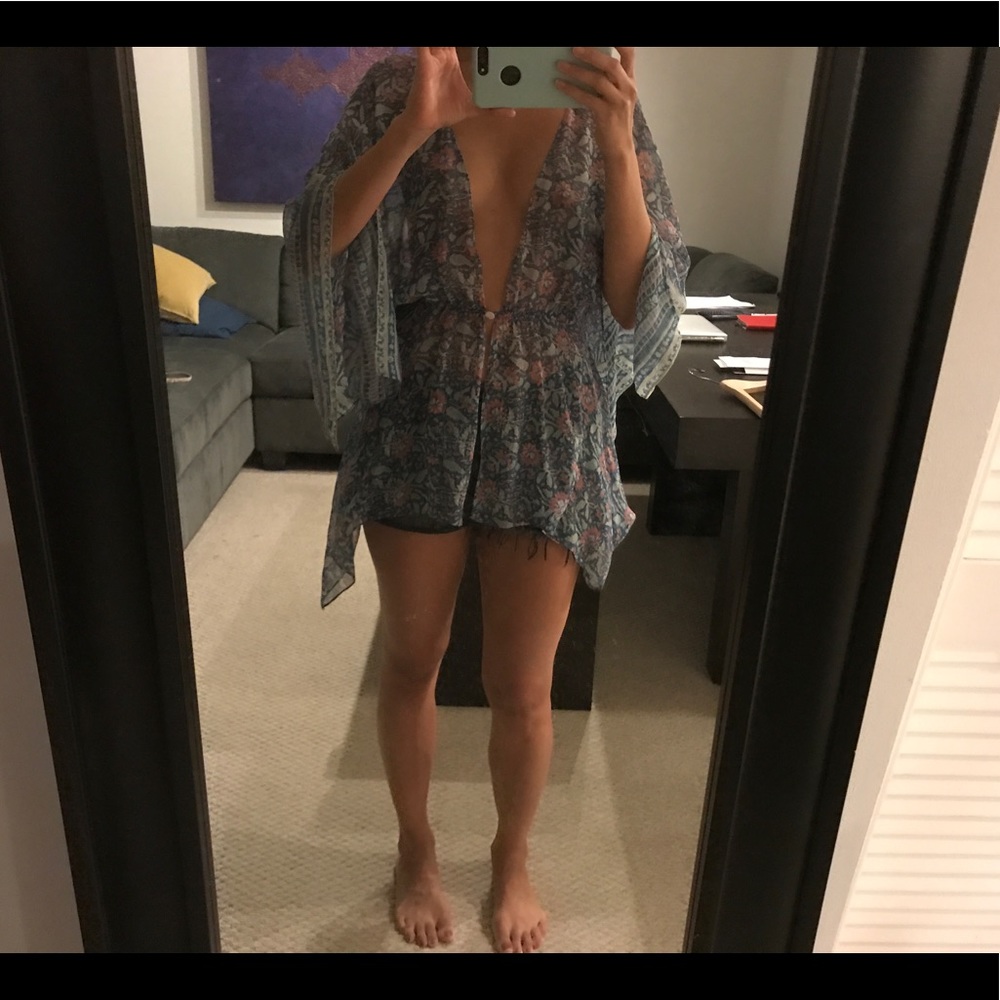 Vintage and Unique Silk Print Floral Top